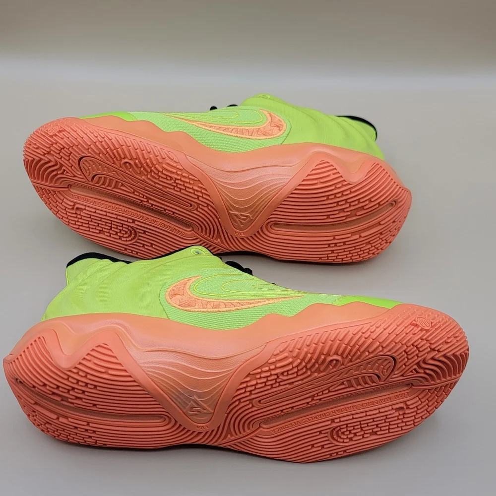 Nike Giannis Immortality 4 Halloween Basketball Shoes Men's Size 8.5 Neon Orange